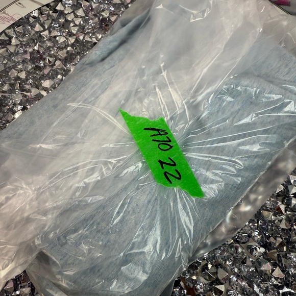 Twik Simonβs long sleeve stretchy white Blue Organic Cotton Top soft comfy - Picture 9 of 9